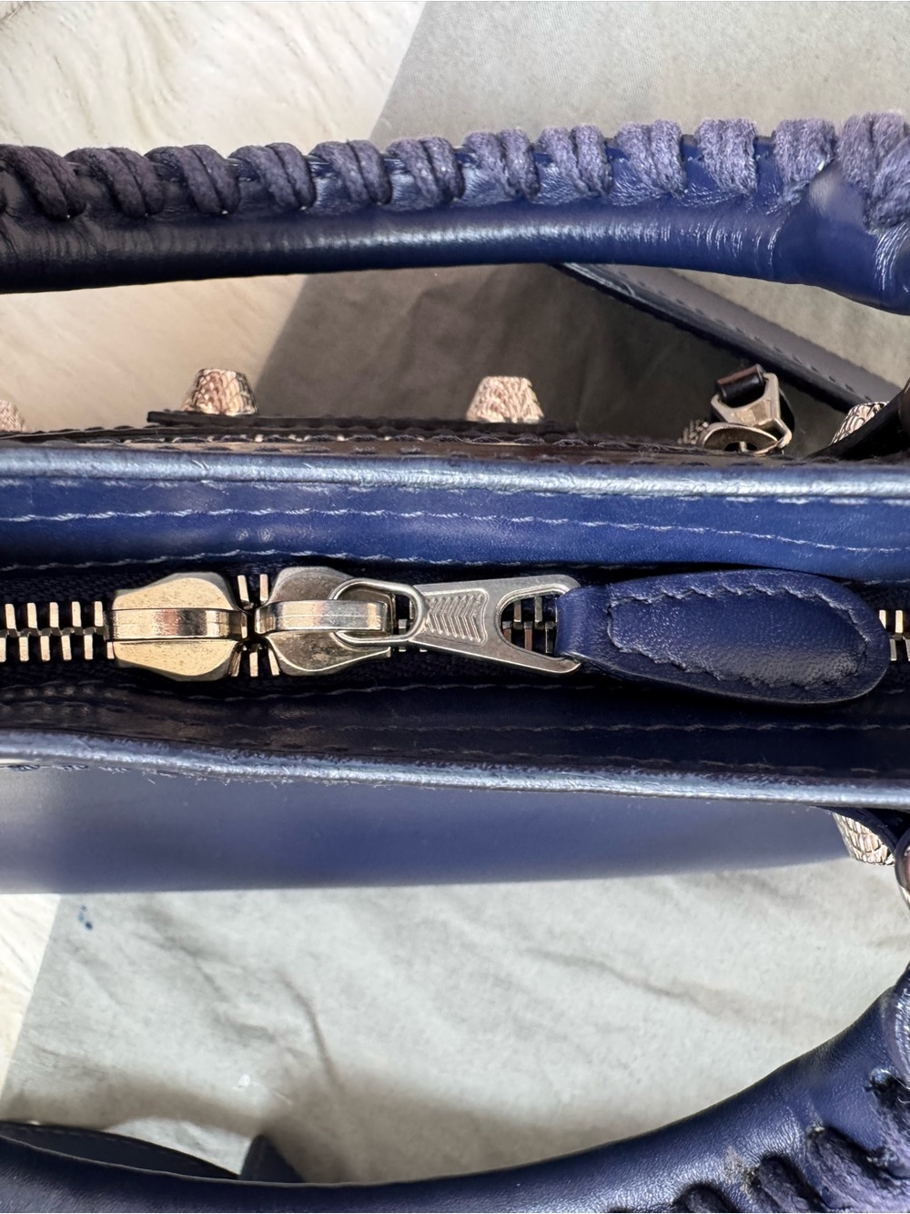 Vintage Balenciaga Navy Blue Mini City bag - Leather Top Handle Crossbody - Picture 15 of 16